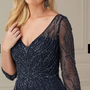 Christina Wu elegance 3/4 beaded sleeve gown, altered to size 16,Navy blue 17109